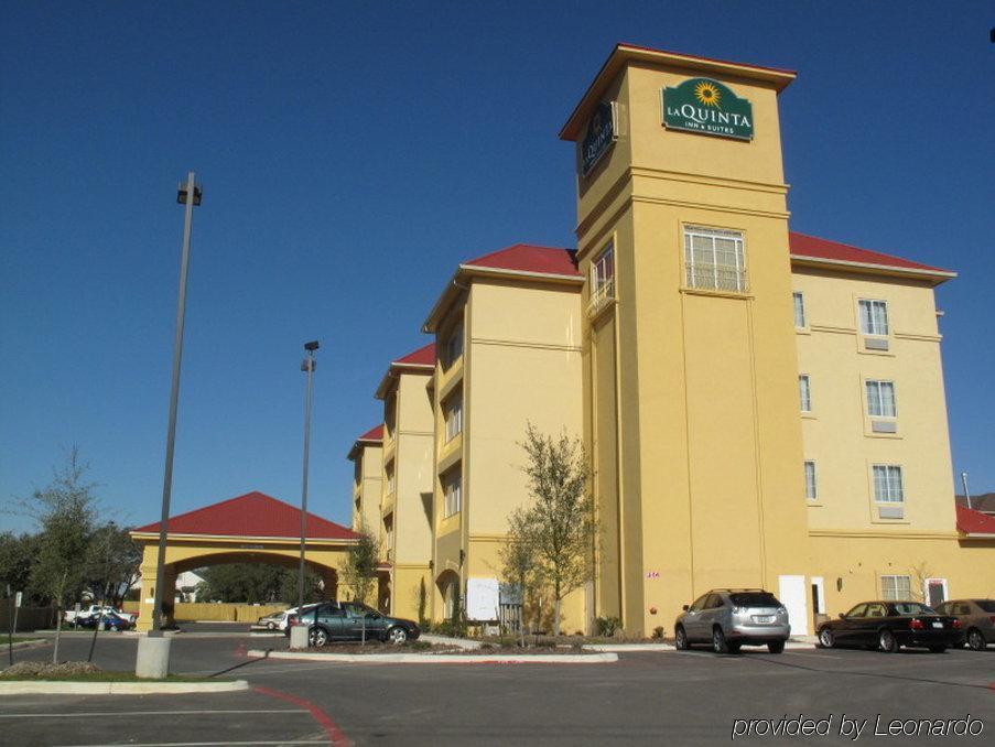 La Quinta By Wyndham San Antonio Northwest Hotel Exterior photo