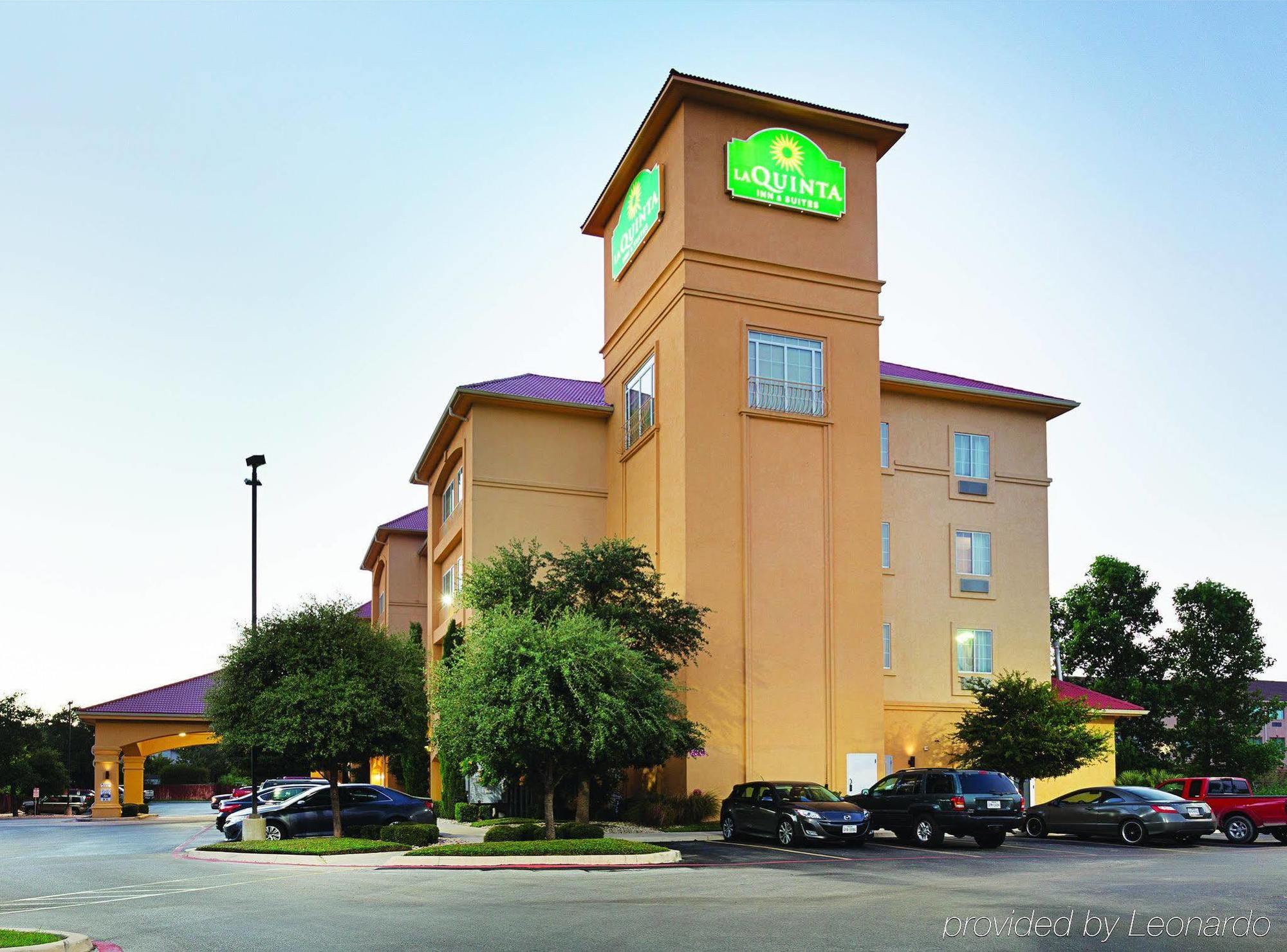 La Quinta By Wyndham San Antonio Northwest Hotel Exterior photo